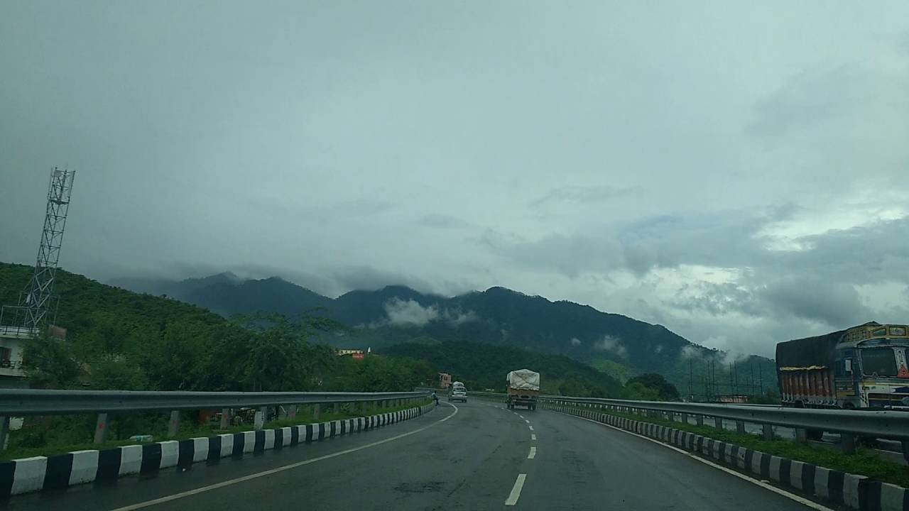 Kasauli Roads